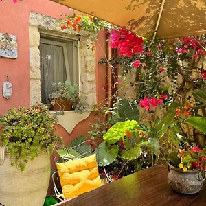  Bed & Breakfast Il Cortiletto Italia